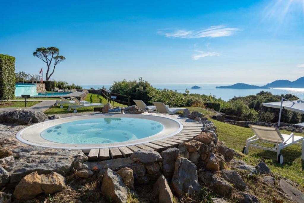 Golfo Dei Poeti Relais & Spa Ameglia Exterior photo